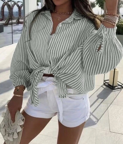 Bomullsskjorta i Oversize | KHAKI
