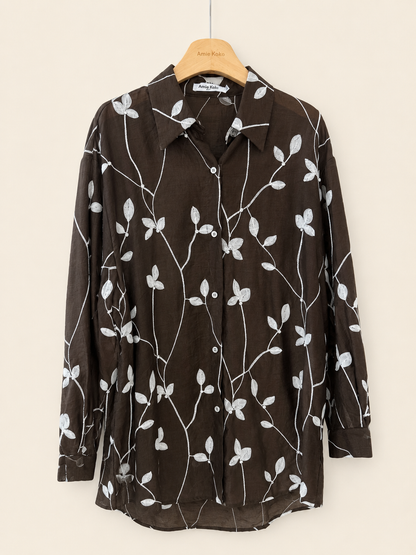 Oversize-skjorta med bladbroderi